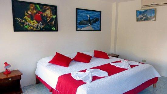 Hostal Sandrita Puerto Villamil Exteriör bild