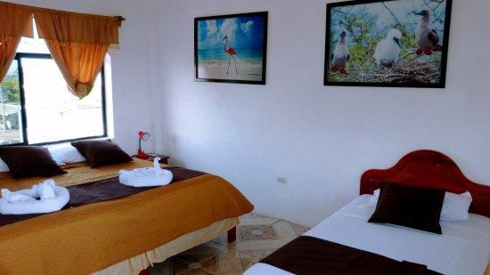 Hostal Sandrita Puerto Villamil Exteriör bild